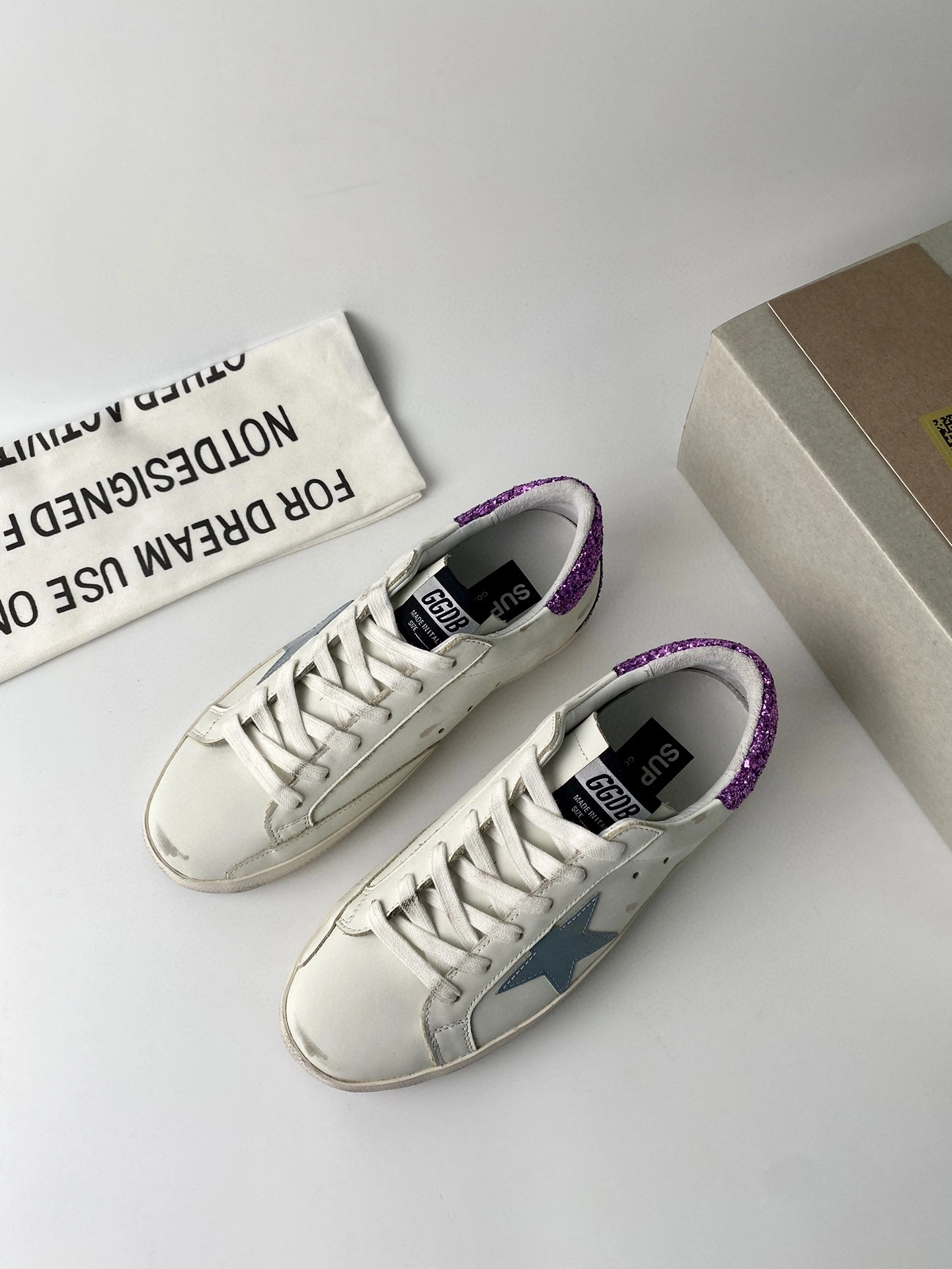 OOBB- GWF00102.F001621.10637 cowhide item:D-X018B2813S